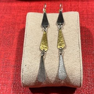 GURHAN  AUTHENTIC RARE STATION HAND-HAMMERED LINEAR EARRING